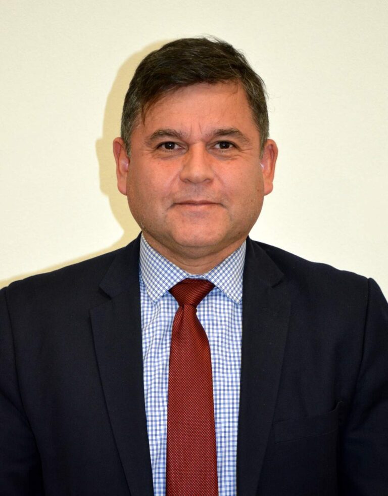 Dr. Jorge Palacios